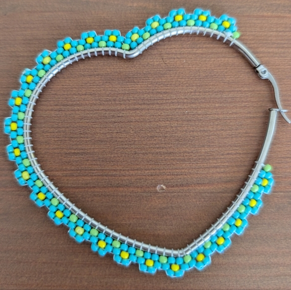 Beaded Heart Hoop Earrings - Picture 3 of 4